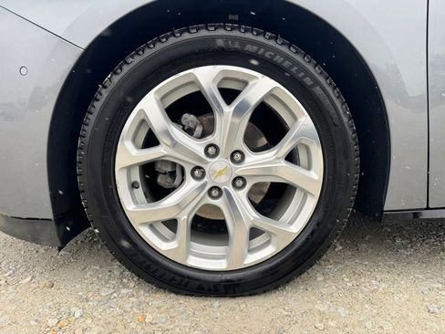 Used 2018 Chevrolet Volt Premier w/ Driver Confidence Package image 15