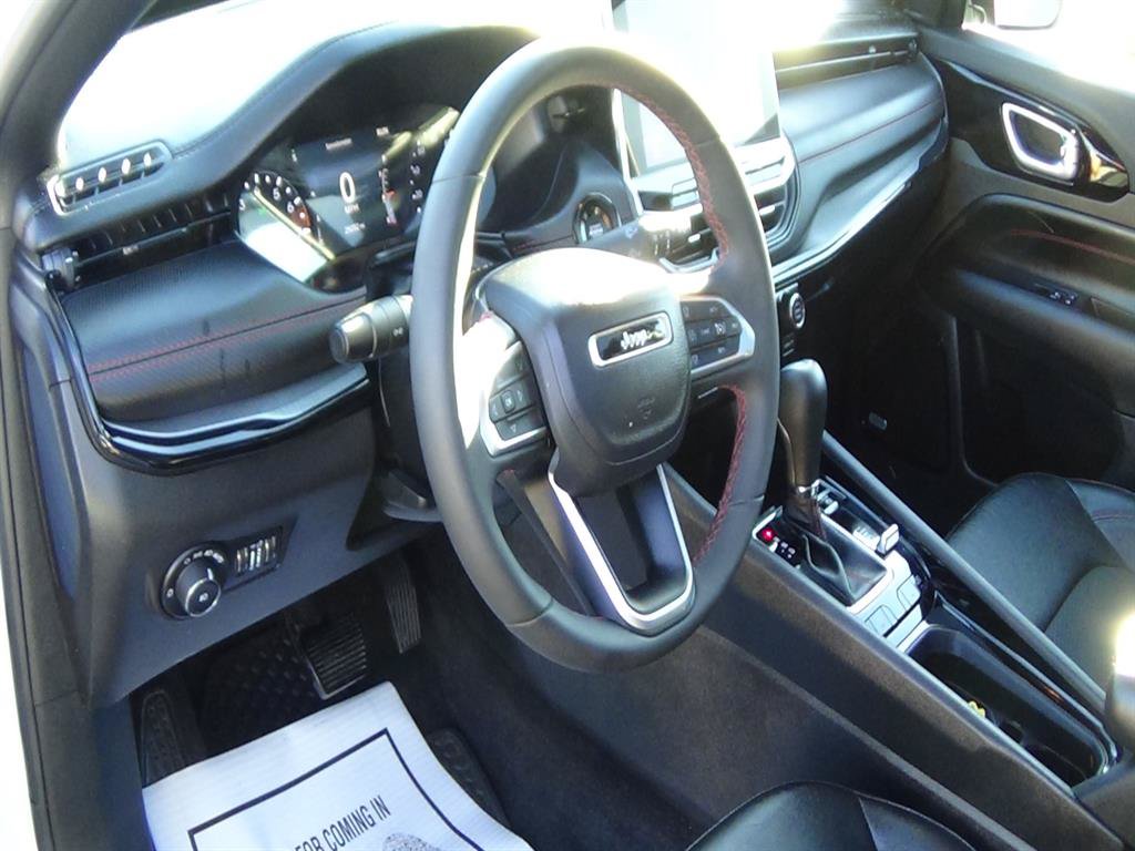 Certified 2024 Jeep Compass Trailhawk w/ Sun and Sound Group AWD/4WD image 23