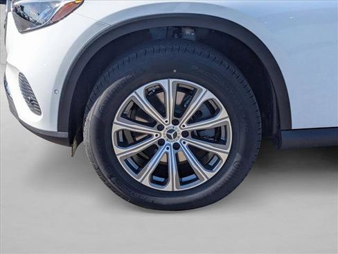 New 2026 Mercedes-Benz GLC 300 image 10