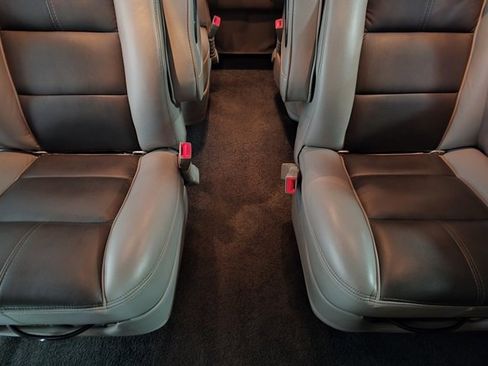 Used 2019 GMC Savana 2500 Extended w/ Enhanced Convenience Package image 23