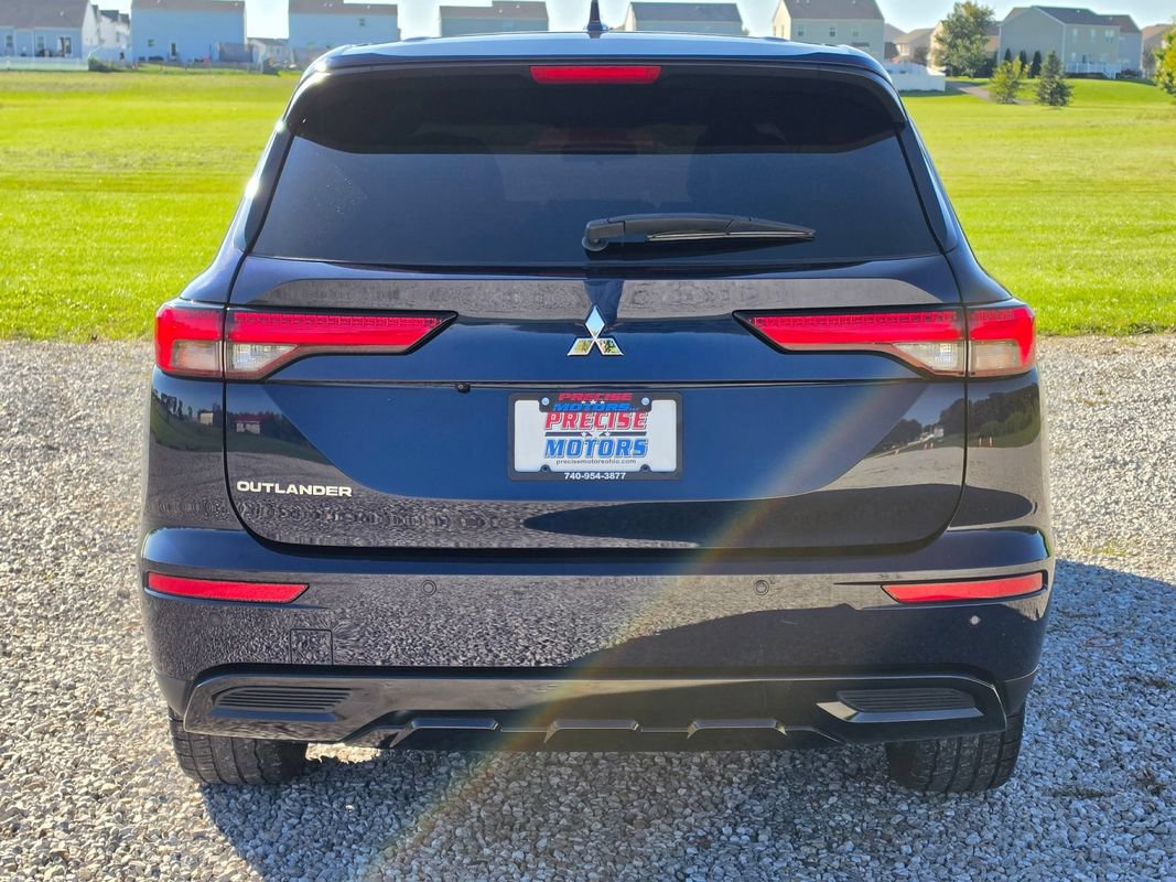 Used 2022 Mitsubishi Outlander SE FWD image 6