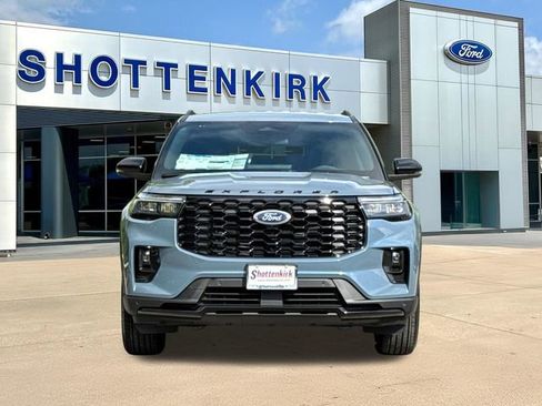 New 2026 Ford Explorer ST-Line RWD image 2