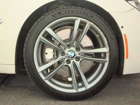Used 2015 BMW 750i RWD image 10