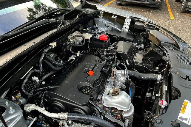 Certified 2024 Honda HR-V LX image 32
