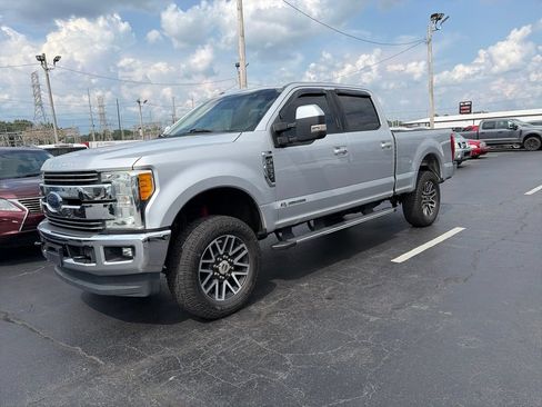 Used 2017 Ford F250 Lariat w/ Lariat Ultimate Package AWD/4WD image 1