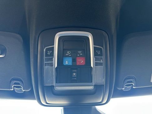 Used 2025 RAM 1500 Rebel image 33