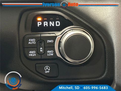 New 2026 RAM 1500 4x4 Crew Cab image 25