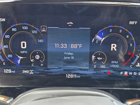 Used 2025 Chevrolet Tahoe High Country AWD/4WD image 14