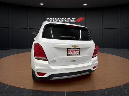 Used 2021 Chevrolet Trax LT FWD image 6