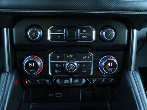 Used 2022 Chevrolet Tahoe Premier image 22