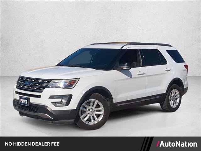 Used 2017 Ford Explorer XLT w/ Equipment Group 201A FWD image 1