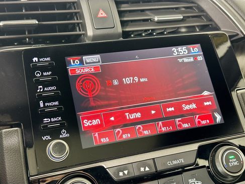 Used 2019 Honda Civic Sport Touring image 24