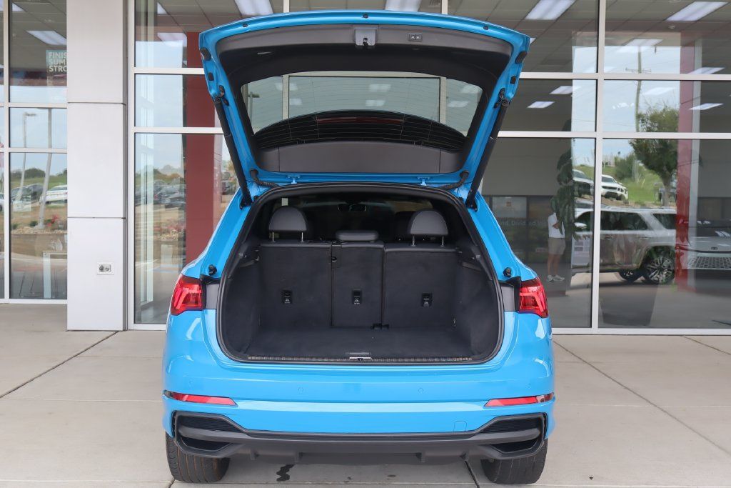 Used 2023 Audi Q3 2.0T Premium AWD/4WD image 8