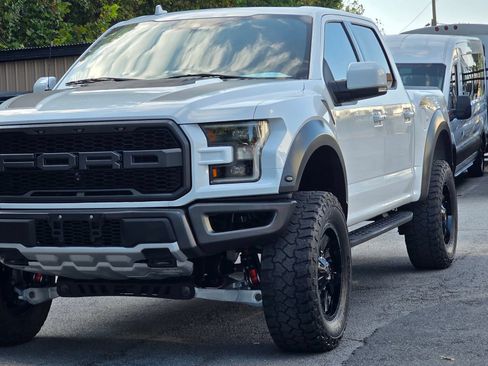 Used 2019 Ford F150 Raptor w/ Equipment Group 802A Luxury AWD/4WD image 3