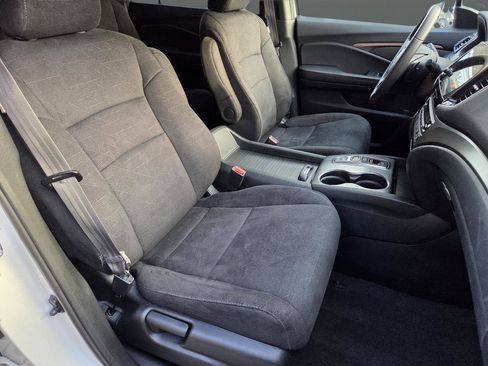 Used 2022 Honda Pilot Sport image 22