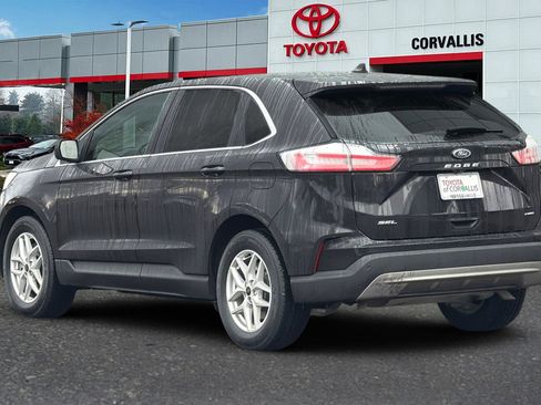 Used 2024 Ford Edge SEL image 6