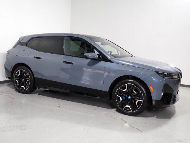 Used 2024 BMW iX xDrive50 w/ Sport Package AWD/4WD image 1