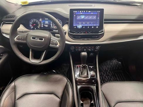 Used 2024 Jeep Compass Limited AWD/4WD image 13