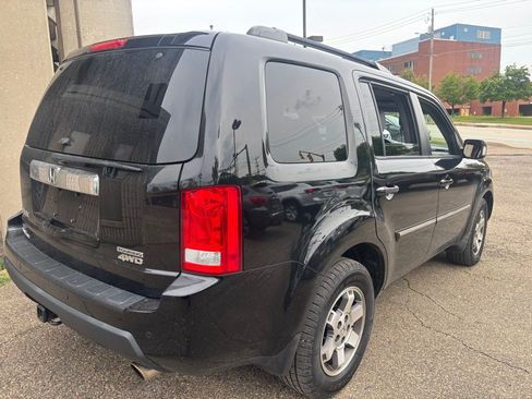 Used 2011 Honda Pilot Touring image 3