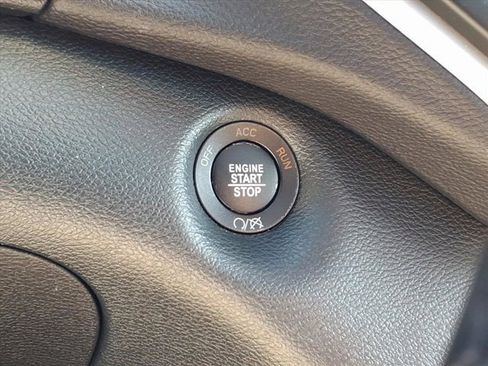 Used 2017 Jeep Cherokee Limited w/ Trailer Tow Group image 16