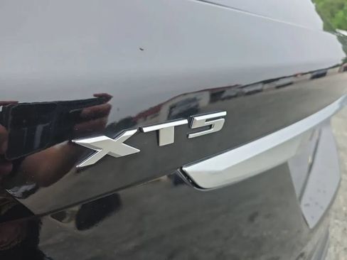 Used 2019 Cadillac XT5 Luxury FWD image 11