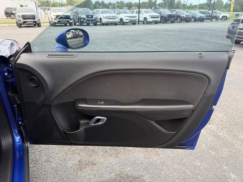 Used 2019 Dodge Challenger SXT w/ Blacktop Package RWD image 15