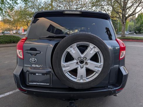 Used 2007 Toyota RAV4 Sport AWD/4WD image 5