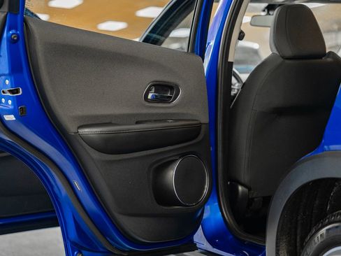 Used 2019 Honda HR-V EX image 39