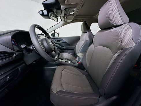 Used 2024 Subaru Crosstrek 2.0i Premium image 13