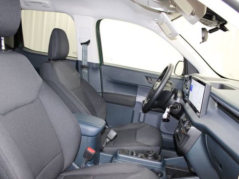 New 2025 Ford Maverick XL image 29