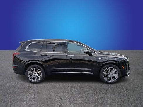 Certified 2024 Cadillac XT6 Premium Luxury AWD/4WD image 6