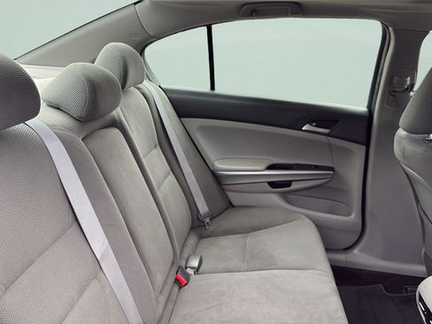 Used 2010 Honda Accord EX image 16