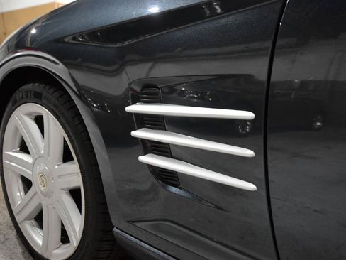 Used 2006 Chrysler Crossfire Limited RWD image 5