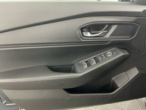 Used 2023 Honda Accord EX image 7