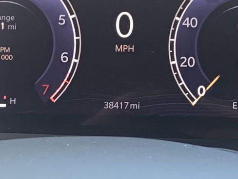 Used 2023 Jeep Grand Cherokee L Overland RWD image 21