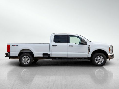 Used 2025 Ford F350 XLT AWD/4WD image 6