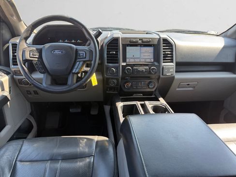 Used 2018 Ford F150 XLT w/ Equipment Group 302A Luxury RWD image 10