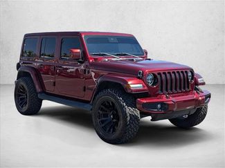 Used 2021 Jeep Wrangler Unlimited Sahara AWD/4WD video 3