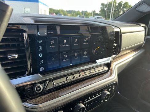 Used 2025 Chevrolet Silverado 2500 LT w/ Convenience Package AWD/4WD image 28