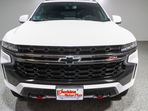 Used 2022 Chevrolet Tahoe Z71 w/ Luxury Package image 4