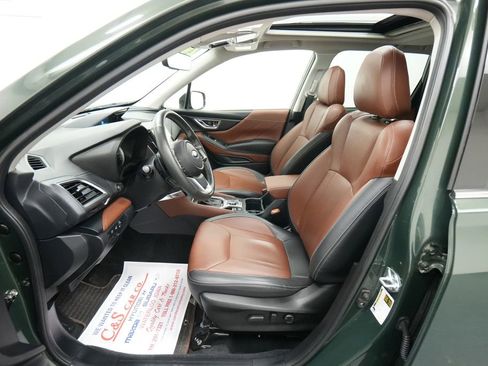 Used 2024 Subaru Forester Touring w/ POP Package 3 AWD/4WD image 15