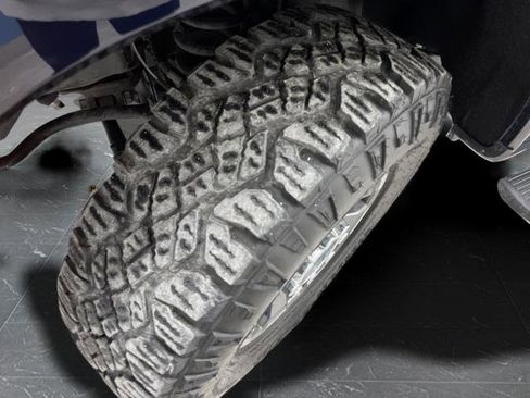 Used 2024 Ford F350 Lariat image 40