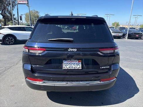 Certified 2024 Jeep Grand Cherokee Limited w/ Luxury Tech Group II RWD image 6