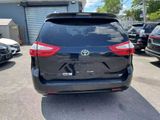 Used 2017 Toyota Sienna LE image 6