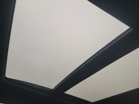 Used 2024 Honda Pilot TrailSport image 14