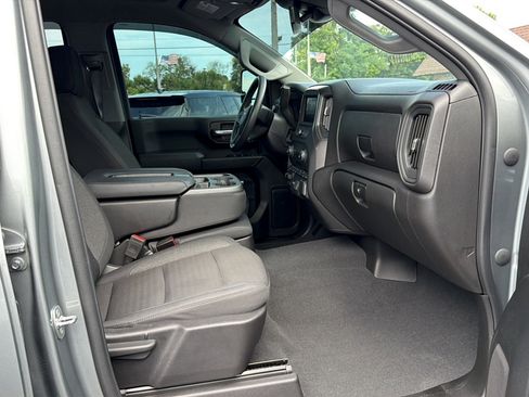 Used 2024 Chevrolet Silverado 2500 Custom w/ Custom Value Package AWD/4WD image 12