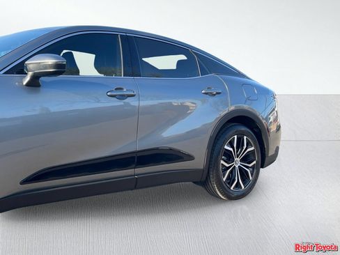 Certified 2023 Toyota Crown AWD/4WD image 10