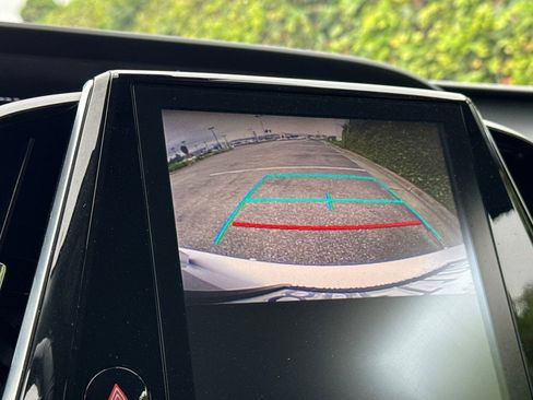 Used 2017 Toyota Prius Prime Advanced FWD image 21