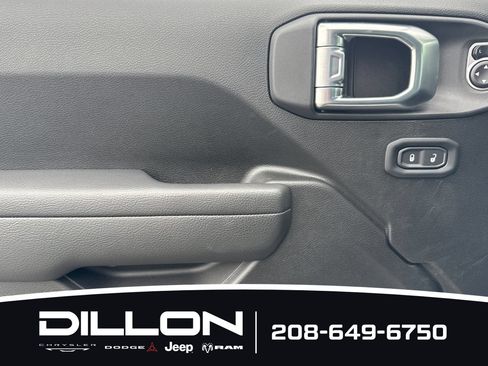New 2026 Jeep Gladiator Sport AWD/4WD image 7