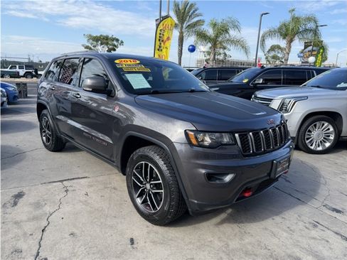 Used 2018 Jeep Grand Cherokee Trailhawk AWD/4WD image 53